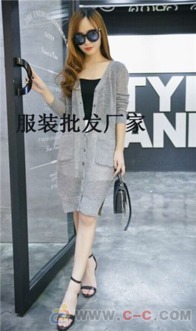 韩版针织外套与宽松大版开衫 秋季女装跑量批发指南